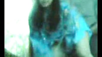 Moglie video pornografici amatoriali che mostra il suo culetto stretto